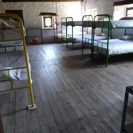 Hostel Albergue De Acumuer Acumuer