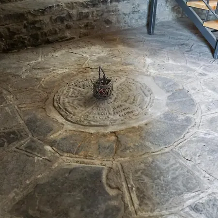 Albergue De Acumuer *